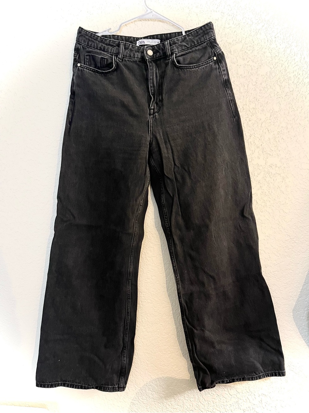 Zara Black Wide Leg Jeans Size 8